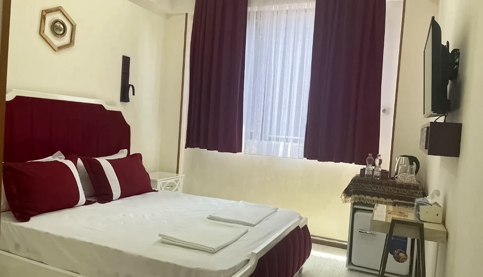 هتل لوکسین تفلیس